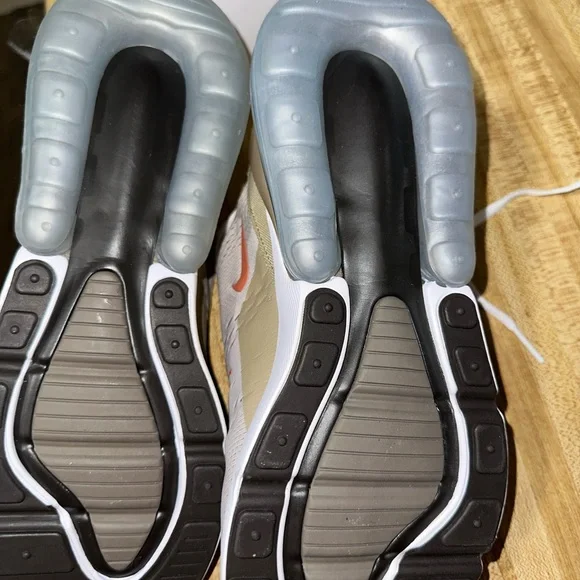 Nike Air Max 270 Cream and Khaki Shoes